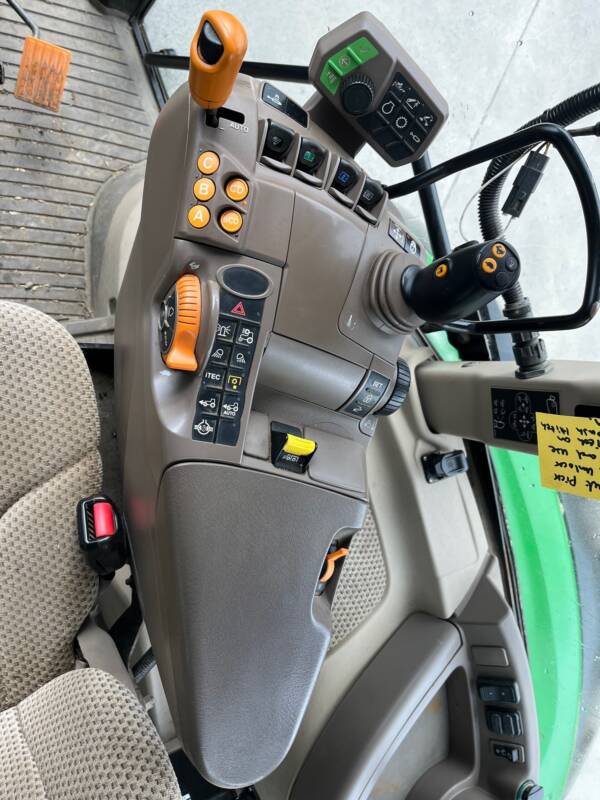 John Deere 5125R - Image 5
