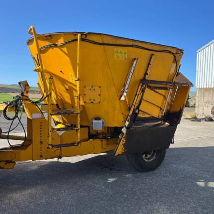 Shelbourne Reynolds Feed Mixer