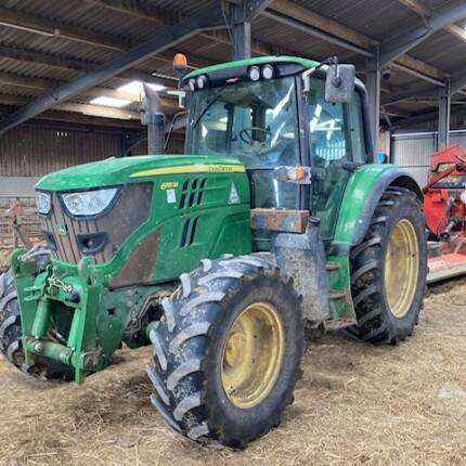 John Deere 6115M